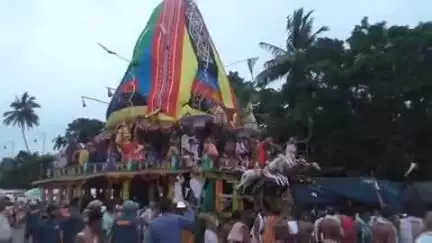 କେନ୍ଦ୍ରାପଡା: ଓମଫେଡ଼ ଅଫିସ ନିକଟରେ ଅଟକିଲା ଶ୍ରୀବଳଦେବଙ୍କ ରଥ