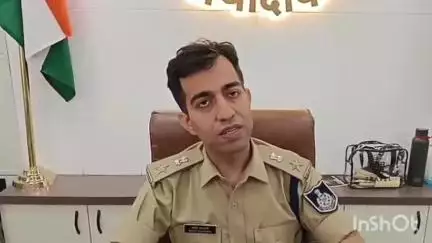 गुलाबगंज: विदिशा मार्ग पर अनियंत्रित होकर फिसली तेज़ रफ़्तार बाइक, एक युवक हुआ घायल