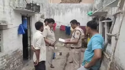 झज्जर: बहादुरगढ़ में पत्नी ने पति की बेरहमी से गला काटकर और सिर में चोट मारकर की हत्या, जांच में जुटी पुलिस