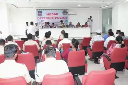 మెదక్: ఆపరేషన్ ముస్కాన్ 11 విజయవంతం చేయాలి విజయవంతం చేయాలి
జిల్లా అదనపు ఎస్పీ మహేందర్