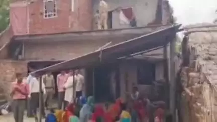करनैलगंज: लालपुर गांव में विवाहिता ने फंदे से झूलकर की आत्महत्या, मायके वालों ने दहेज के लिए हत्या का लगाया आरोप