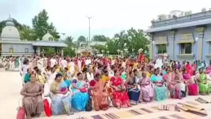 కాకినాడలో జగన్నాధుని రథయాత్ర చూద్దాం రారండి