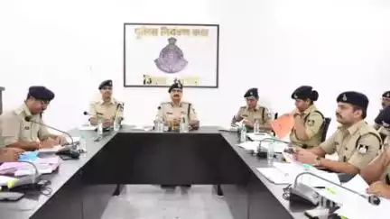 सीहोर नगर: पुलिस उप महानिरीक्षक ग्रामीण रेंज भोपाल द्वारा सीहोर जिले में वार्षिक अपराध समीक्षा बैठक आयोजित