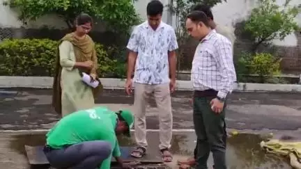 मंदसौर: जिला खाद्य आपूर्ति विभाग ने मंदसौर, सीतामऊ फाटक व दलोदा क्षेत्र में पेट्रोल पंपों का किया निरीक्षण