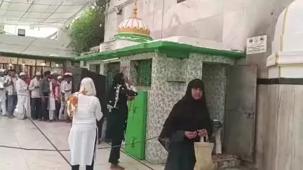 अजमेर: अजमेर दरगाह में खोला गया बाबा फरीद का चिल्ला, साल में एक ही बार सिर्फ 72 घंटे के लिए खोला जाता है