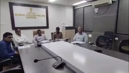 નડિયાદ: *કલેકટર શ્રી અમિત પ્રકાશ યાદવની અધ્યક્ષતામાં નડિયાદ કલેકટર કચેરી ખાતે જિલ્લા સ્વાગત કાર્યક્રમ યોજાયો.