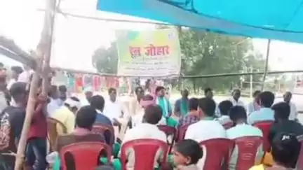 जरमुण्डी: खुर्द बेलगुम्मा में संथाल आदिवासी नावा गादेल अखाड़ा के बैनर तले हूल दिवस मनाया गया