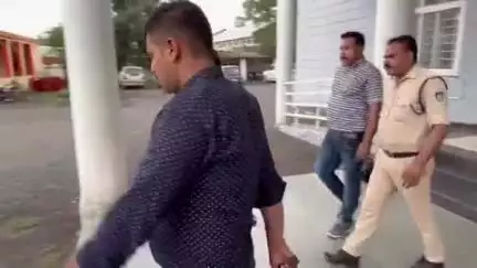 रायसेन: 1 साल से फरार चल रहे एक स्थाई वारंटी अभियुक्त सहित 2 वारंटी अभियुक्तों को सलामतपुर पुलिस ने किया गिरफ़्तार