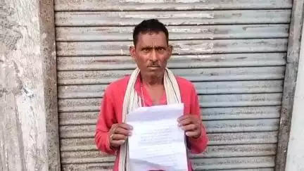 गरौठा: ग्राम अस्ता में दबंगों ने मजदूर के मकान पर किया कब्जा, पीड़ित ने पुलिस से न्याय की गुहार लगाई