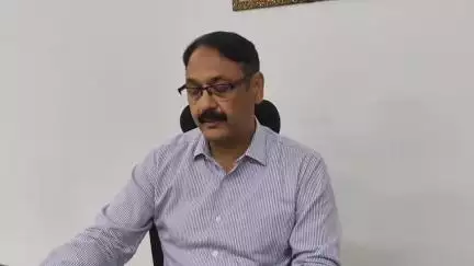 खलीलाबाद: मनरेगा में चल रहे फर्जी हाजिरी को लेकर 15 ग्राम सभाओं में चल रही है जांच, जिलाधिकारी ने दी जानकारी