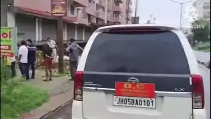 गोलमुरी-सह-जुगसलाई: मानगो में जलजमाव से हड़कंप, उपायुक्त ने किया निरीक्षण