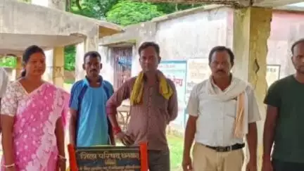 बलियापुर: घड़बड़: जिप सदस्य उषा महतो ने किया सोलर जलमीनार का उद्घाटन, ग्रामीणों में खुशी