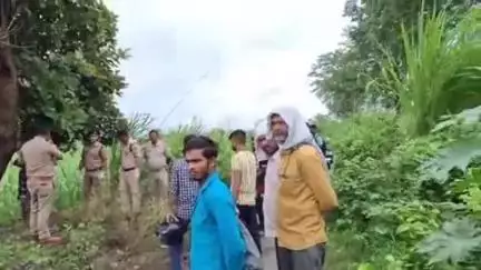 रुद्रपुर: सिडकुल चौकी क्षेत्र के रिद्धि सिद्धि फैक्ट्री के पीछे युवक ने फांसी लगाकर खुदकुशी की, पुलिस ने शव भेजा पोस्टमार्टम