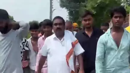 खलीलाबाद: नगर पालिका के विस्तारित क्षेत्र डिघा में नगर पालिका अध्यक्ष जगत जयसवाल ने जनता की समस्याओं को लेकर की बैठक