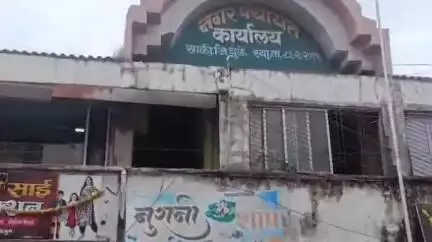 साक्री: अखेर पक्षश्रेष्ठींच्या आदेशानंतर साक्री नगराध्यक्षांचा राजीनामा;प्रदेशाध्यक्षांनी मुंबईत घेतली बैठक
