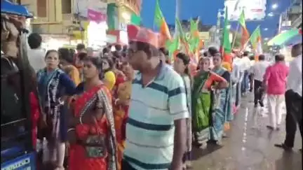 কৃষ্ণনগর ১: ক্যালকাটা ল কলেজের ঘটনায় কৃষ্ণনগর শহর জুড়ে মশাল মিছিল বিজেপির পক্ষ থেকে