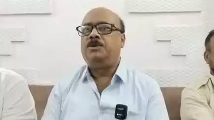 लालबर्रा: प्रोटोकॉल उल्लंघन पर कांग्रेस जिलाध्यक्ष भड़के, बालाघाट में कहा- प्रशासन नहीं सुधरा तो विपक्ष उतरेगा सड़क पर
