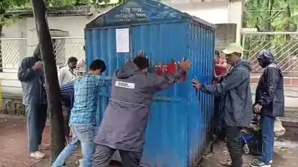 अमरावती: महानगरपालिका पुर्व झोन दस्‍तुरनगर अंतर्गत अतिक्रमण निर्मुलन विभागाची कारवाई