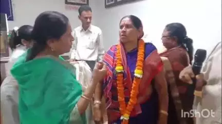 पाटन: भिलाई नगर निगम प्रशासन ने 14 अधिकारियों/कर्मचारियों को दी स-सम्मान विदाई
