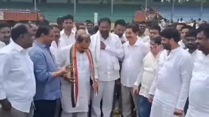 హిమాయత్ నగర్: ఎల్బీ స్టేడియంలో గ్రామస్థాయి అధ్యక్షుల సమావేశానికి ఏర్పాట్లను పరిశీలించిన టిపిసిసి అధ్యక్షుడు మహేష్ కుమార్ గౌడ్