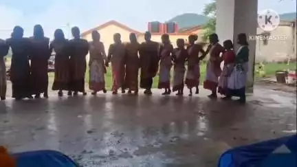 चलकुशा: सूरजकुंड धाम में भारत जकात मांझी परगना महल बरकट्ठा के तत्वावधान में हूल दिवस हर्षोल्लास से मनाया गया