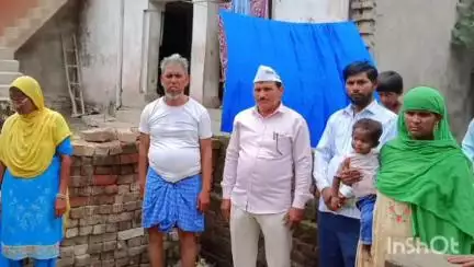 भानपुर: सोनहा के टेढ़ी कुइया में आम आदमी पार्टी का प्रतिनिधि मंडल पहुंचा, बालिका के शव मिलने के मामले में कार्रवाई की रखी मांग