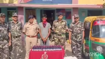 फारबिसगंज: जोगबनी थाना पुलिस और एसएसबी ने 88.7 लीटर कोडिनयुक्त कफ सिरप व एक अटों के साथ एक अभियुक्त को किया गिरफ्तार