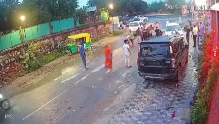 જિલ્લામાં ગાડીમાં તોડ ફોડ કરતાં CCTV વાયરલ થયા