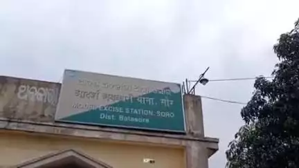 ସୋର: ହାତୀଗଢିଆ ସମେତ ବିଭିନ୍ନ ସ୍ଥାନରେ ଅବକାରୀ ଚଢ଼ାଉ, ଦେଶୀମଦ ଜବତ, ୩ ଗିରଫ