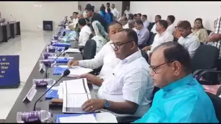 बोध गया: महाबोधी सांस्कृतिक केंद्र में केंद्रीय मंत्री की अध्यक्षता में 'दिशा' की जिला स्तरीय बैठक संपन्न