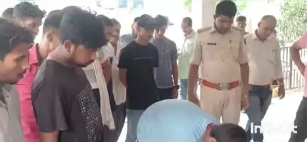 मुंगेर: सड़क दुर्घटना में घायल छात्र ने इलाज के दौरान तोड़ा दम, पोस्टमार्टम के लिए सदर अस्पताल लाया गया