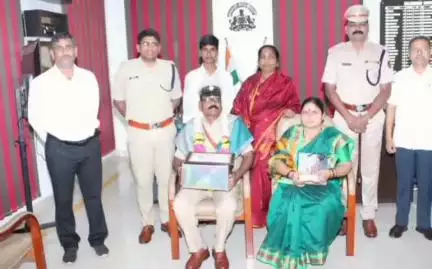 ಕಲಬುರಗಿ: ನಿವೃತ್ತಿ ಹೊಂದಿದ ಪೊಲೀಸ್ ಸಿಬ್ಬಂದಿಗೆ ನಗರದಲ್ಲಿ ಎಸ್ ಪಿ ಸನ್ಮಾನ
