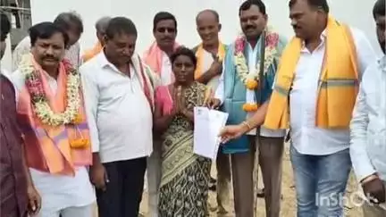 పరిగి: రుకుంపల్లి గ్రామంలో ఇందిరమ్మ ఇండ్లను ప్రారంభించిన డిసిసి ప్రధాన కార్యదర్శి హనుమంతు ముదిరాజ్