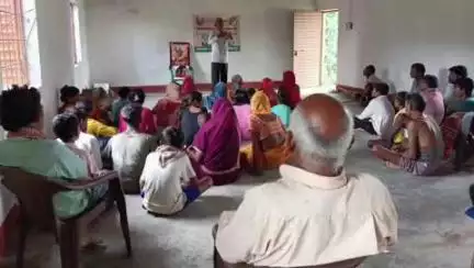 भरनो: भरनो और डूरियां में हूल दिवस पर कार्यक्रम का आयोजन किया गया