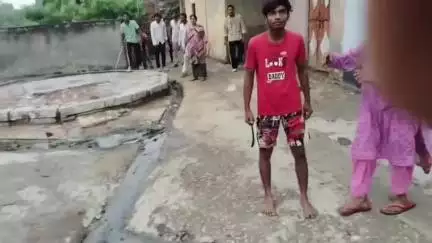 बड़ौत: लूम में एक परिवार पर 20-25 लोगों ने किया हमला, मुकदमा दर्ज, 1 आरोपी का तलवार के साथ वीडियो हुआ वायरल