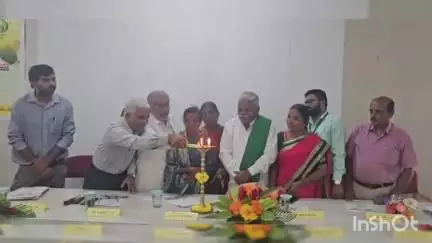 ಮೈಸೂರು: ಕೆಬ್ಬೆಕೊಪ್ಪಲು ಗ್ರಾಮದ ರೈತರಿಗೆ ಏರ್ಪಡಿಸಿದ್ದ 
ತೋಟಗಾರಿಕೆ ಆಧಾರಿತ ಕೃಷಿ ಪದ್ಧತಿಯ ತರಬೇತಿ ಉದ್ಘಾಟನೆ