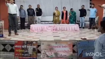 નશાબંધી વિભાગ સહિતના વિભાગ દ્વારા સુભાસનગર વિસ્તારમાં નશાબંધી જાગૃતતા શિબિર યોજવામાં આવી