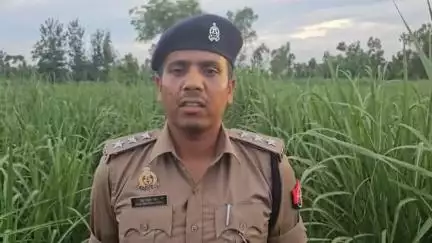चांदपुर: चांदपुर में अज्ञात शव मिलने से मचा हड़कंप, क्षेत्र अधिकारी देश दीपक सिंह ने दी जानकारी