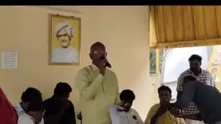 నరసాపురం: కూటమి ప్రభుత్వం సుపరిపాలన తొలి అడుగు డోర్ టు డోర్ క్యాంపెయిన్ పై క్లస్టర్, యూనిట్, బూత్ ఇన్చార్జిలకు శిక్షణా కార్యక్రమం