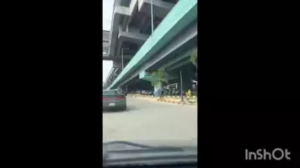 കണയന്നൂർ: ഇടപ്പള്ളിയിലൂടെ അമിതവേഗത്തിൽ ചീറിപ്പാഞ്ഞ് ദുബായ് രജിസ്ട്രേഷൻ കാർ, കണ്ടെത്താൻ അന്വേഷണം തുടങ്ങി
