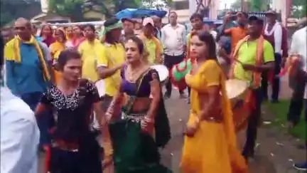 डुमरी: भाकपा माले नेता के पुत्र का दहेज रहित आदर्श विवाह अनुमंडल परिसर डुमरी के गेस्ट हाउस में संपन्न