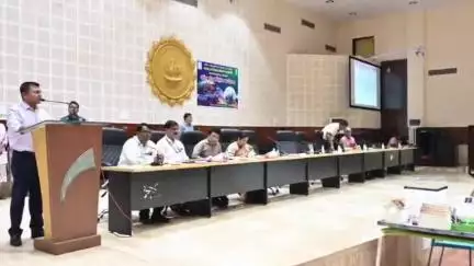 अमरावती: मॉडेल सोलर व्हिलेज योजनेचा नियोजन भवन येथे जिल्हाधिकाऱ्यांच्या हस्ते शुभारंभ