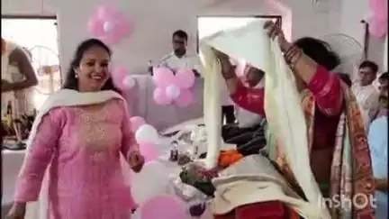 आरा: टाउन उच्च माध्यमिक विद्यालय में प्रधानाध्यापिका उमा कुमारी के सम्मान में विदाई समारोह का आयोजन