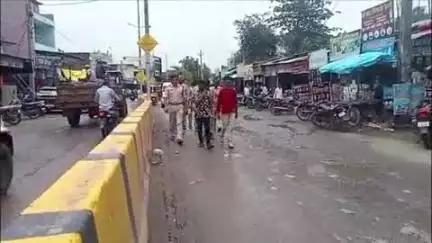 चिचोली: चोचोली पुलिस ने सुने घर से चोरी किए जेवरों के साथ दो आरोपियों को किया गिरफ्तार, नगर में निकाला जुलूस