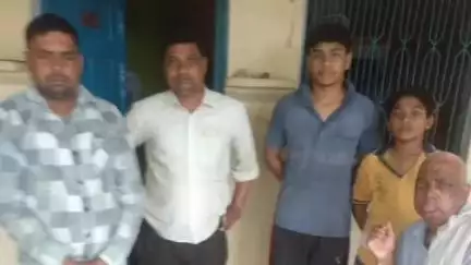 मथुरा: आर्मी कैंट में आर्मी के अफसर बनकर ट्रैक्टर चालक को ईंट खरीदने के नाम पर ठगा गया
