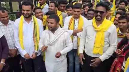 मंडला: एलएलबी पाठ्यक्रम में प्रवेश शुरू कराने के लिए जीएसयू ने रानी दुर्गावती महाविद्यालय में किया प्रदर्शन