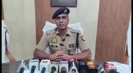 प्रतापगढ़: प्रतापगढ़ के एसपी ने सोशल मीडिया पर जिम्मेदारी से पोस्ट करने की अपील की, अफवाह फैलाने वालों पर होगी कार्रवाई-एसपी
