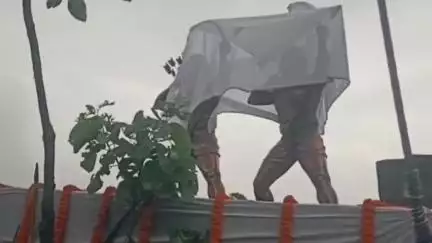 বাঘমুণ্ডী: হুল দিবসে অযোধ্যার রাঙ্গা এলাকায় প্রাচীন পরম্পরা মেনে সিধু কানহুর পূর্ণমূর্তি স্থাপন