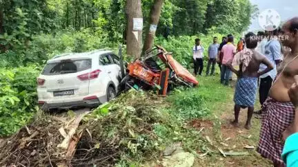 ବଡସାହି: ୧୮ନଂ ଜାତୀୟରାଜପଥ କାଠପାଳ ସ୍ପିନିଂମିଲ ଛକରେ ଦ୍ରୁତଗାମୀ କାର ଧକ୍କାରେ ବ୍ୟାଟେରୀ ଚାଳିତ ଅଟୋ ଚୁରମାର, ଉଭୟ ଗାଡି ଜବତକଲା ବେତନଟୀ ପୁଲିସ