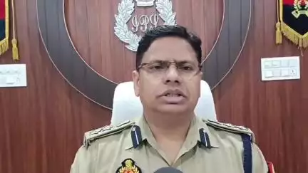 आज़मगढ़: एसपी हेमराज मीना ने कहा, 27 जून से 6 जुलाई तक मुहर्रम त्यौहार को लेकर 115 मामलों में 626 लोगों पर हुई कार्रवाई